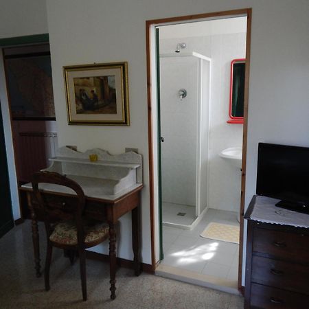 Residence Il Colle Collestrada Kamer foto