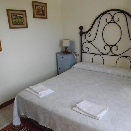 Residence Il Colle Collestrada Kamer foto