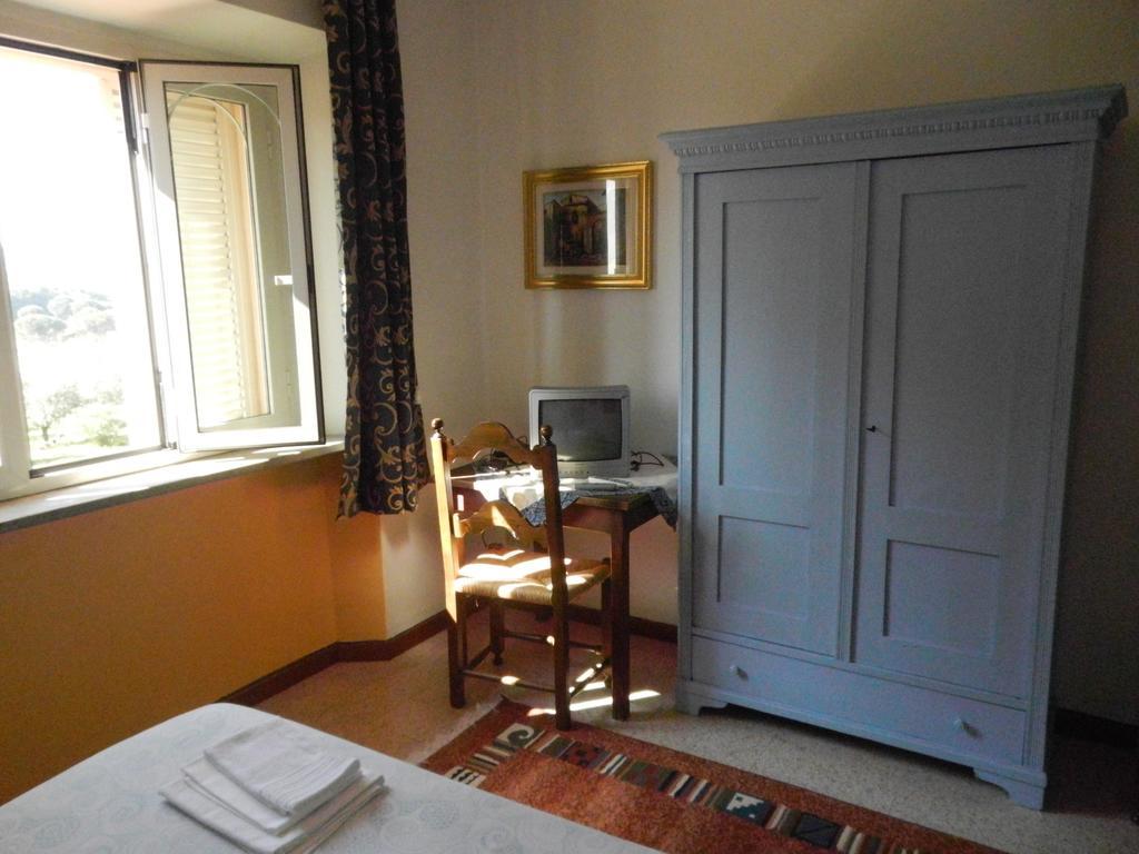 Residence Il Colle Collestrada Kamer foto
