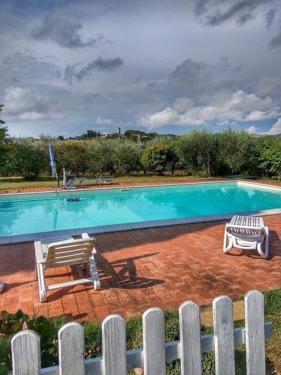 Residence Il Colle Collestrada Buitenkant foto